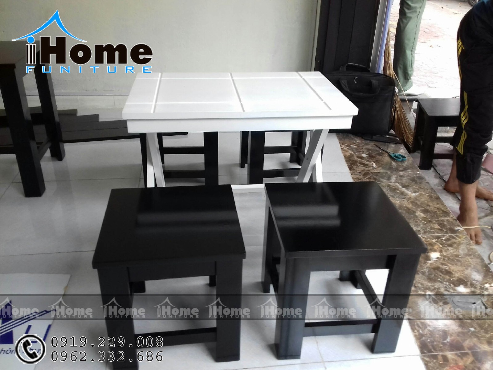 bàn ghế cafe chân gấp